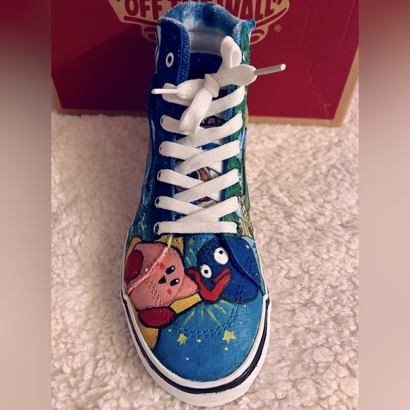 Custom Vans - Picture 7 of 15